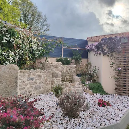 Guest house La Roche Molive